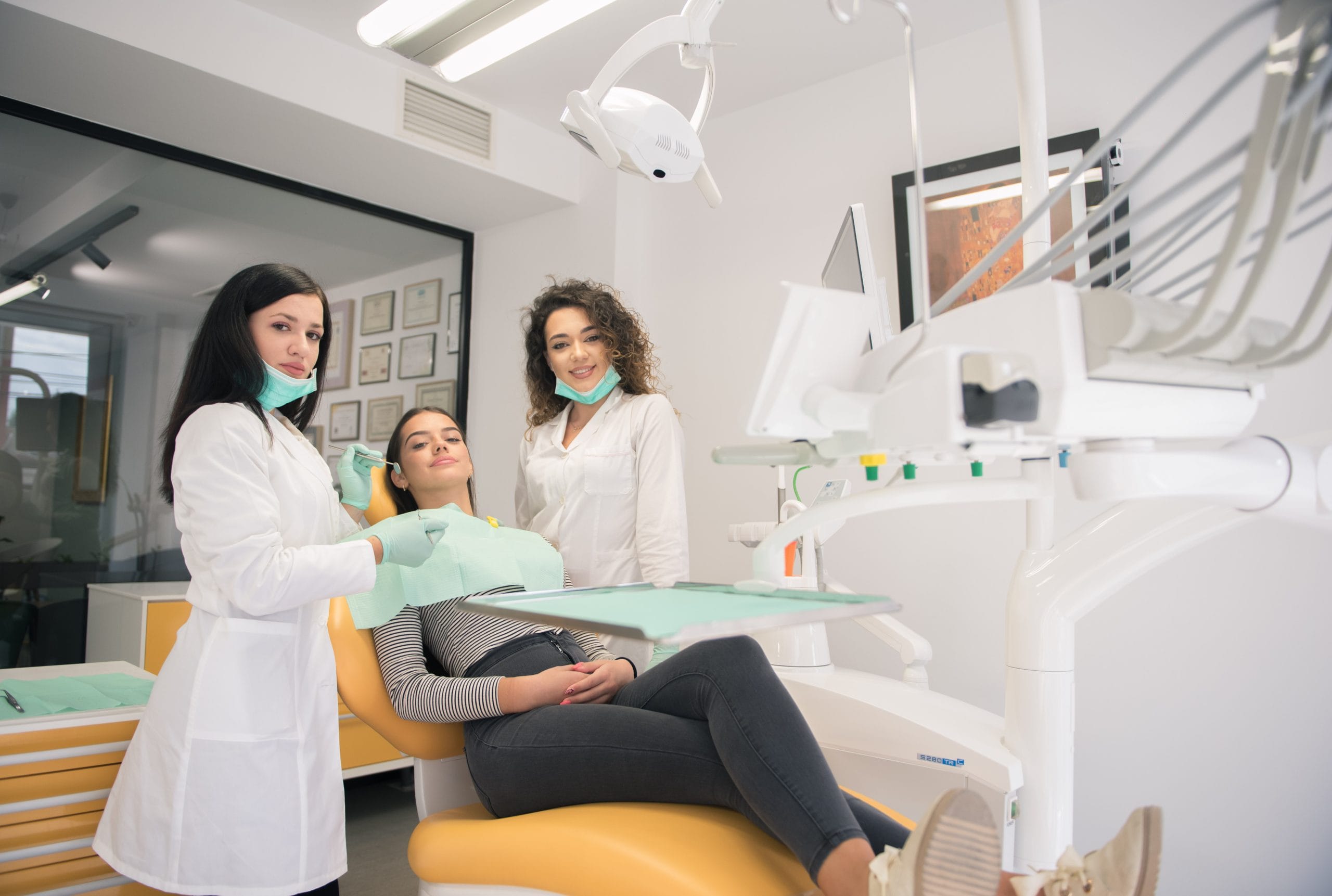 Inside Roma Dental Clinic Durrës – modern dental clinic
